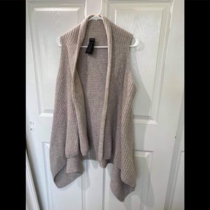 Sweater vest